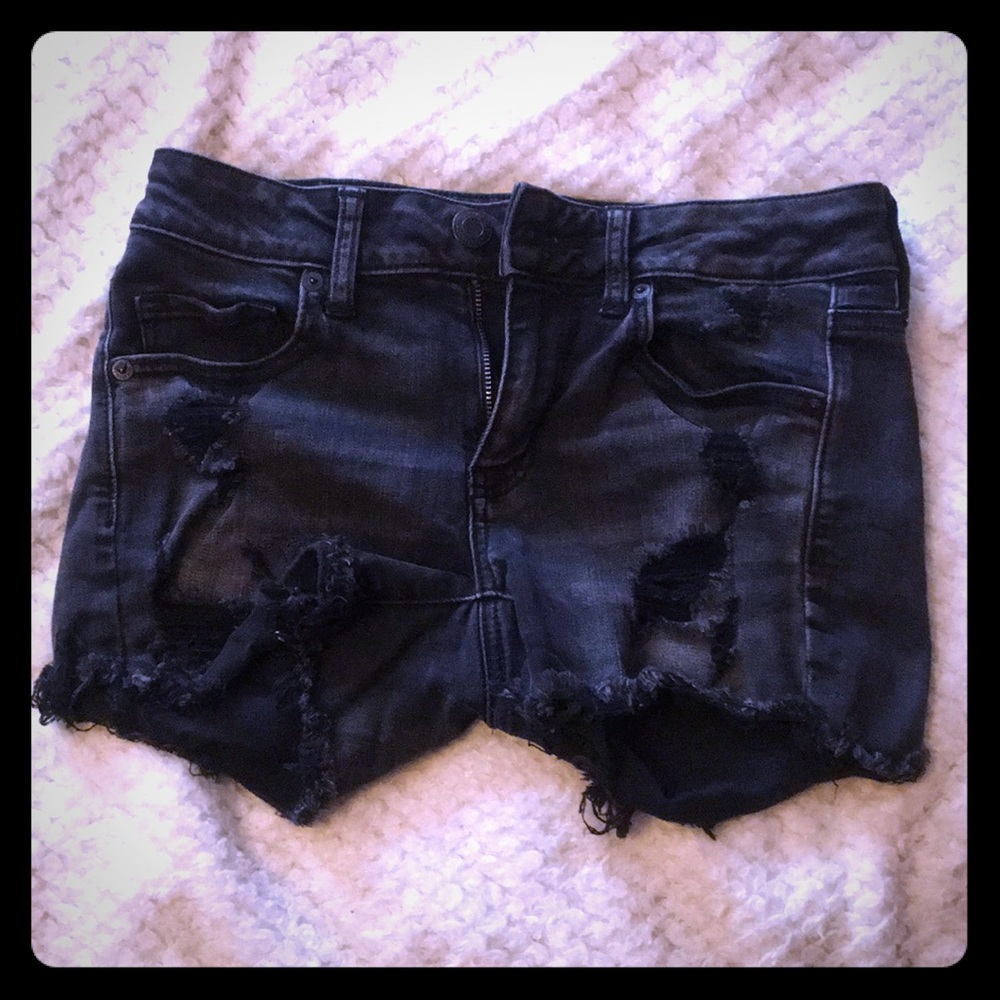 Black American eagle jean shorts